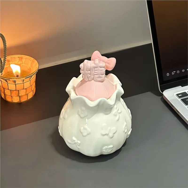 Creative High Beauty Ceramic Seasoning Box Cute Ceramic Seasoning Jar Kitchen Household Salt Chili Powder Jar Seasoning JarZJ148