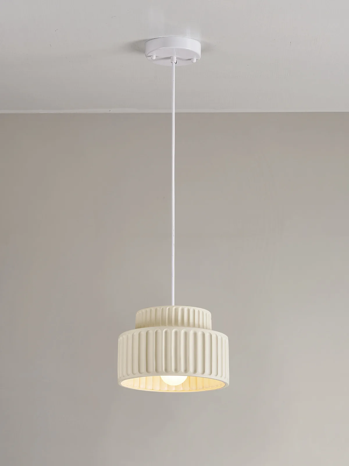 

French Cream & Wabi-Sabi Mid-Century Pendant - Modern Ambient Light for Bedside, Dining Island & Entryway, Vintage Style