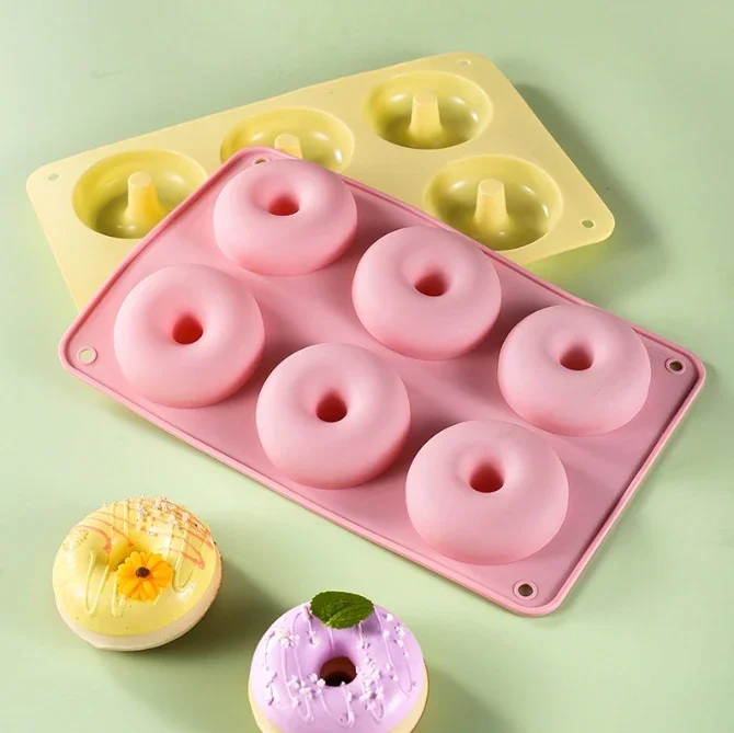 Multi Cavity Heat Resistant Silicone Donut Mold Reusable Non Stick Baking Mold for Homemade Baked Treats