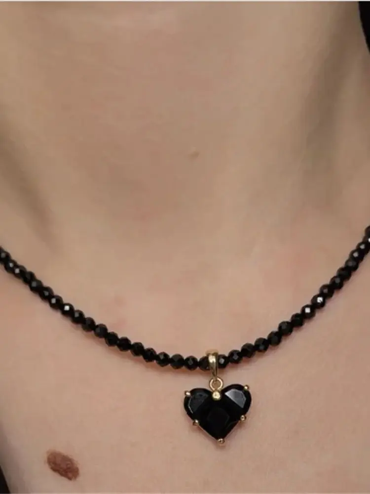 Fashion Vintage Sexy Zircon Heart Pendant Necklace For Women Female Boho Geometric Baroque Transparent Crystal Chain_maomaolike.com