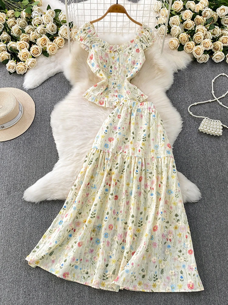 

French Vacation Style Floral Half Skirt Two-piece Set for Women's Summer Sweet Ruffle Edge Shirt Top High Waisted Half Skirt Set
