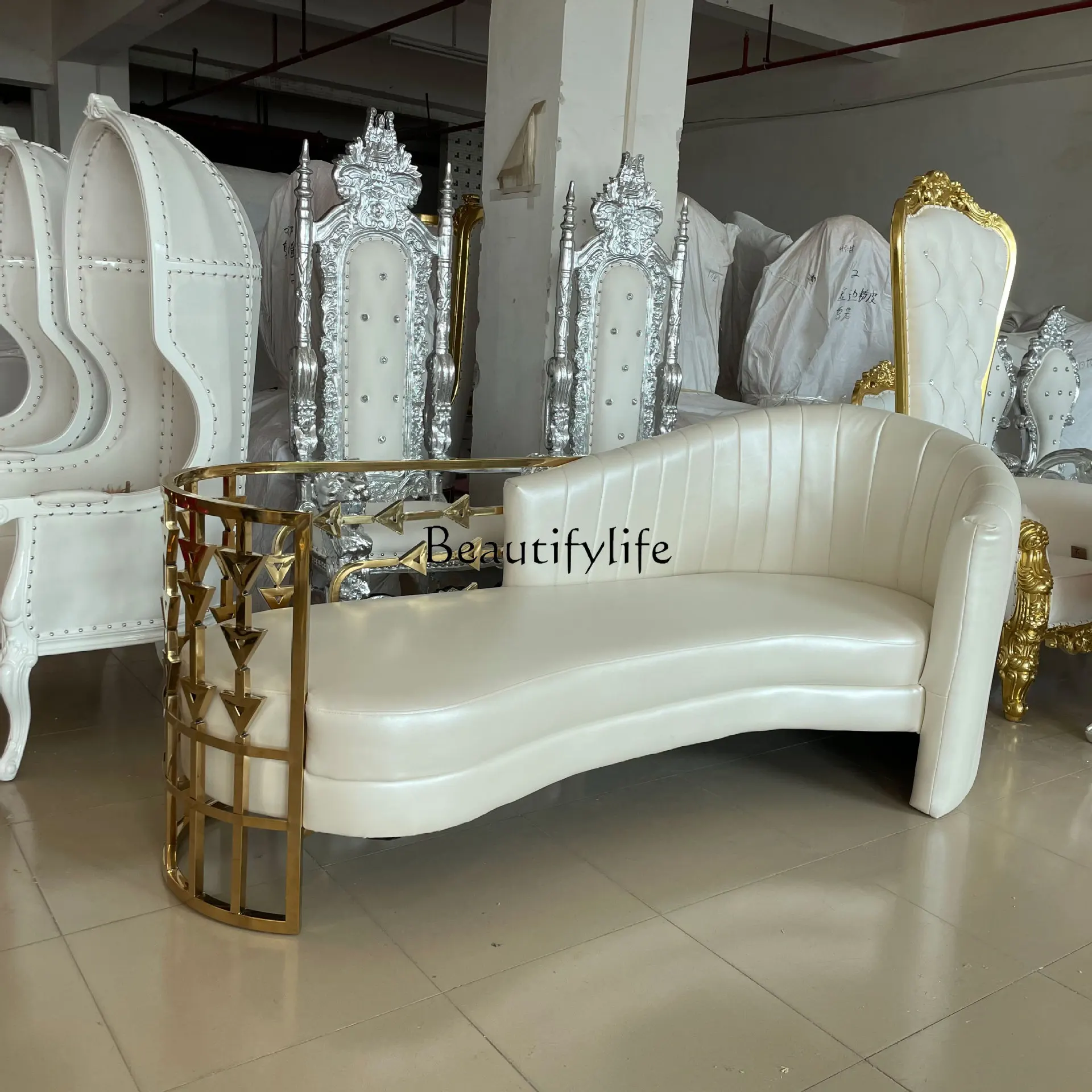 

03.Stainless steel double sofa wedding scene sofa chair