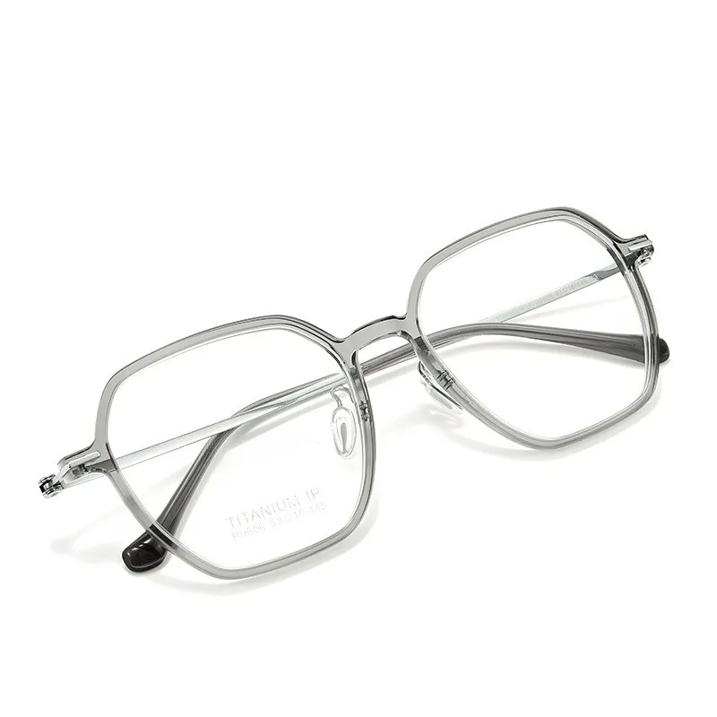 Ultra Light Nylon Lens Frame With Pure Titanium Legs That Can Be Matched With a Range of Men's and Women's Glasses Frames