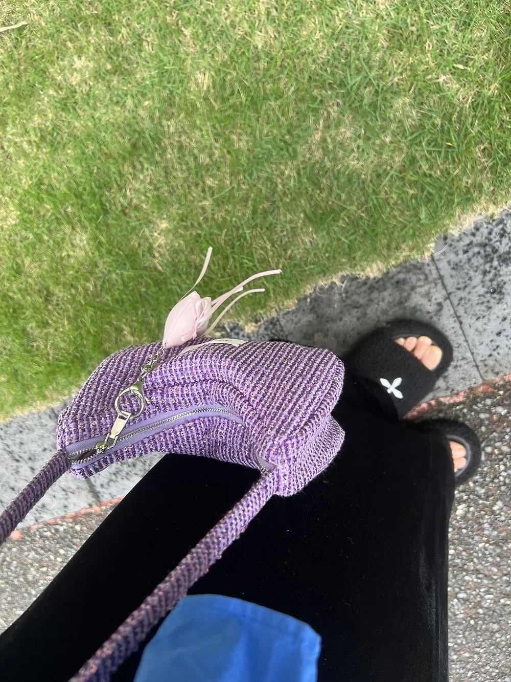 elegancka fioletowa damska torba na ramię Hobos cekinowa konstrukcja kobiece torby pod pachami torba pod pachami mała kopertówka torebki z zamkiem błyskawicznym — zdjęcie 5