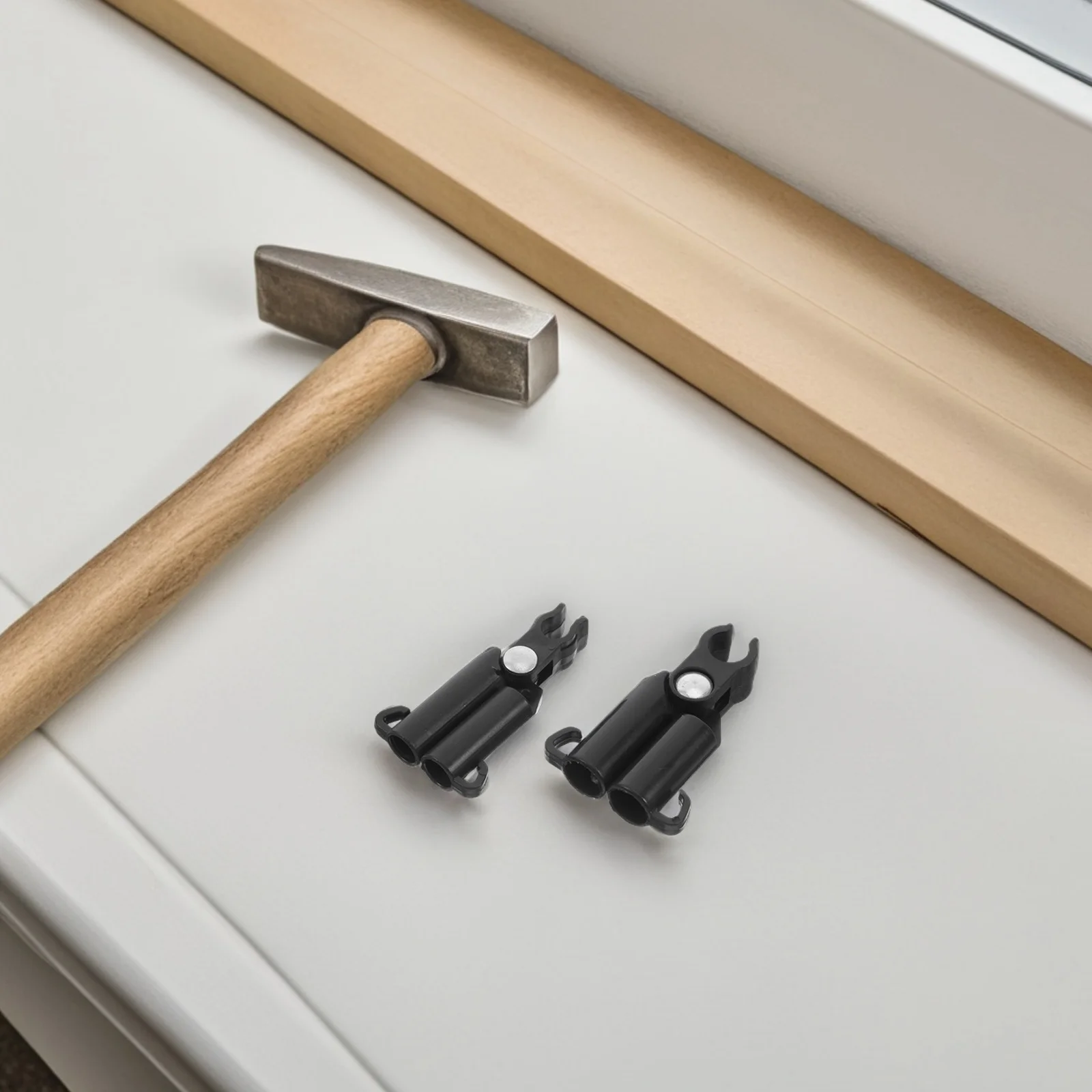 

20Pcs Garden Trellis Connectors Plastic Coated Steel Frame Clips for Cucumber Grape Bean Support Sturdy Reusable Adjustable