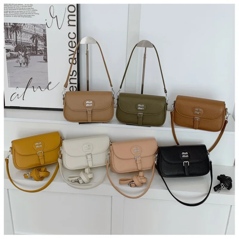 

Women's Fashionable Crossbody Bag - Leather Handbag with Detachable Strap Classic Elegant for Daily Life