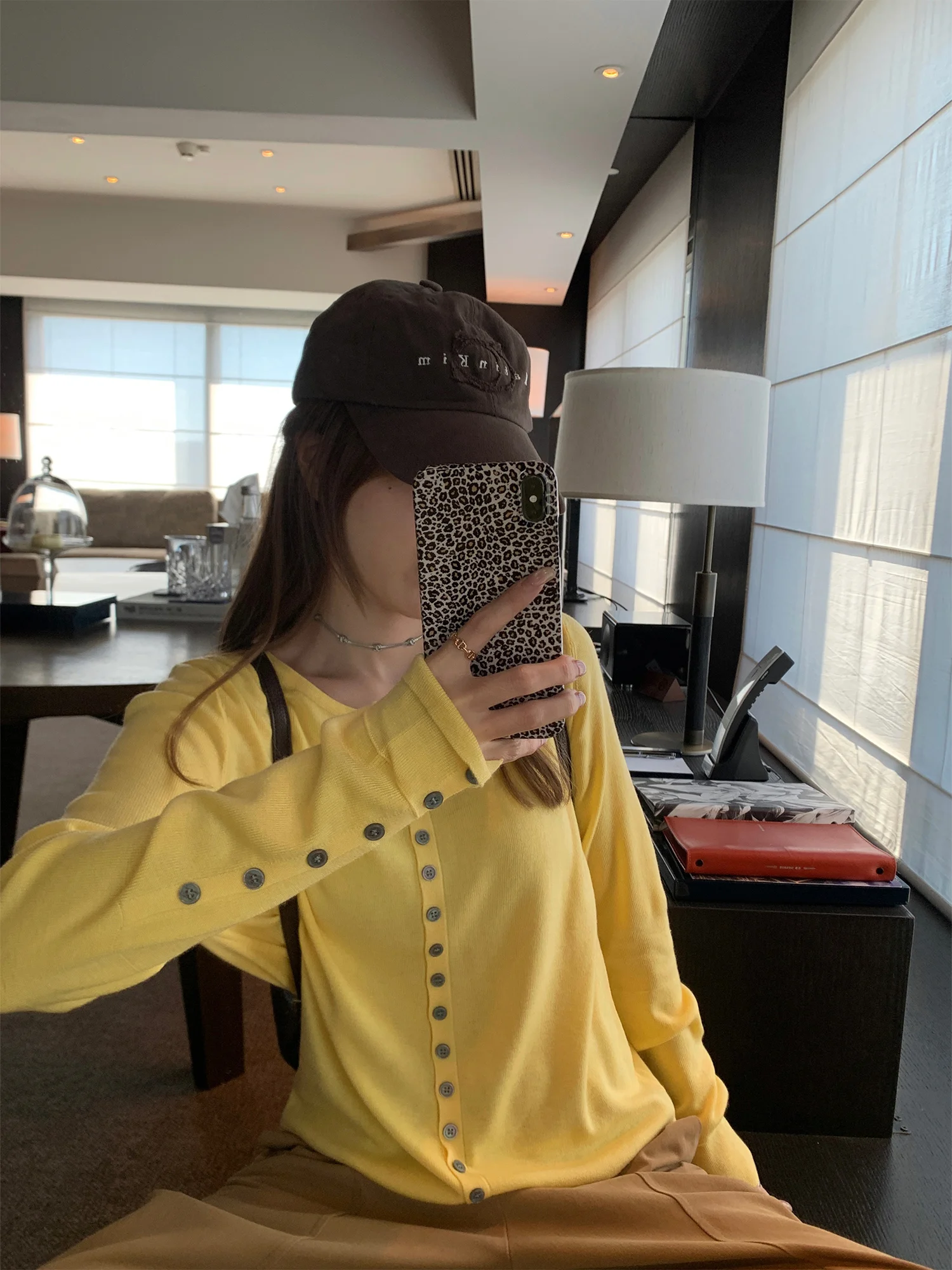 

Loose Knitted Cardigan Women's Sle Korean Early Autumn Faion Mango Pudding Casual Wear Regular Fit Long Sve Button up
