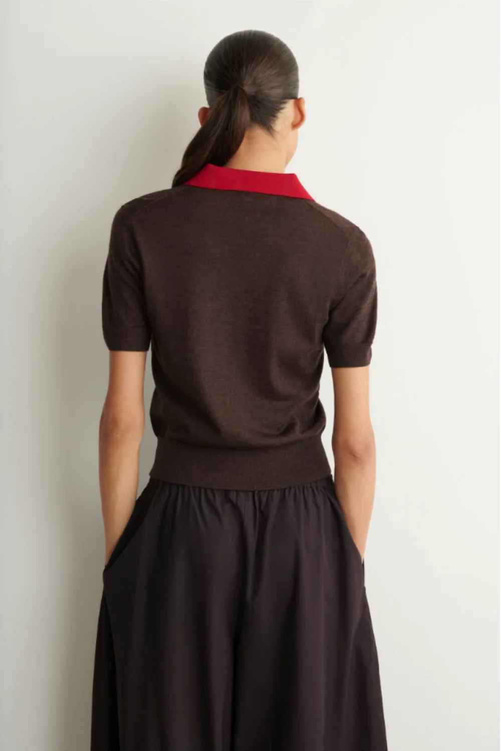 XIMIAN APPAREL 2026 YAZHIMEI traf Cos Herbst Neuer Stil Damen lässiges braunes Standard-Wollmisch-Poloshirt mit Lagen-Design – Detail 2