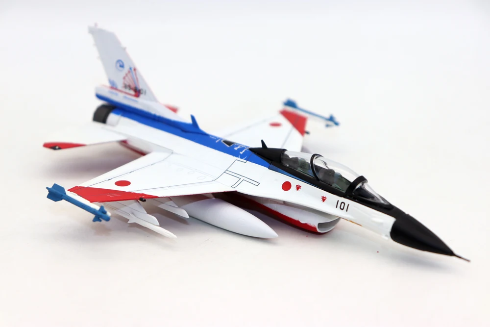 New 1/100 Scale F-2B JASDF Air Dev. Test Wing 60th Anniv. 2015 - Hachette Salvat CP 44 Diecast Simulation Alloy Toys for Collect