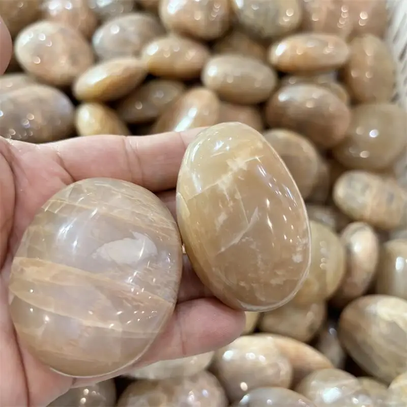 

500g Natural Moon Stone Palm Carving Reiki Statues Rough Healing Fengshui Gift Or Home Room Decoration