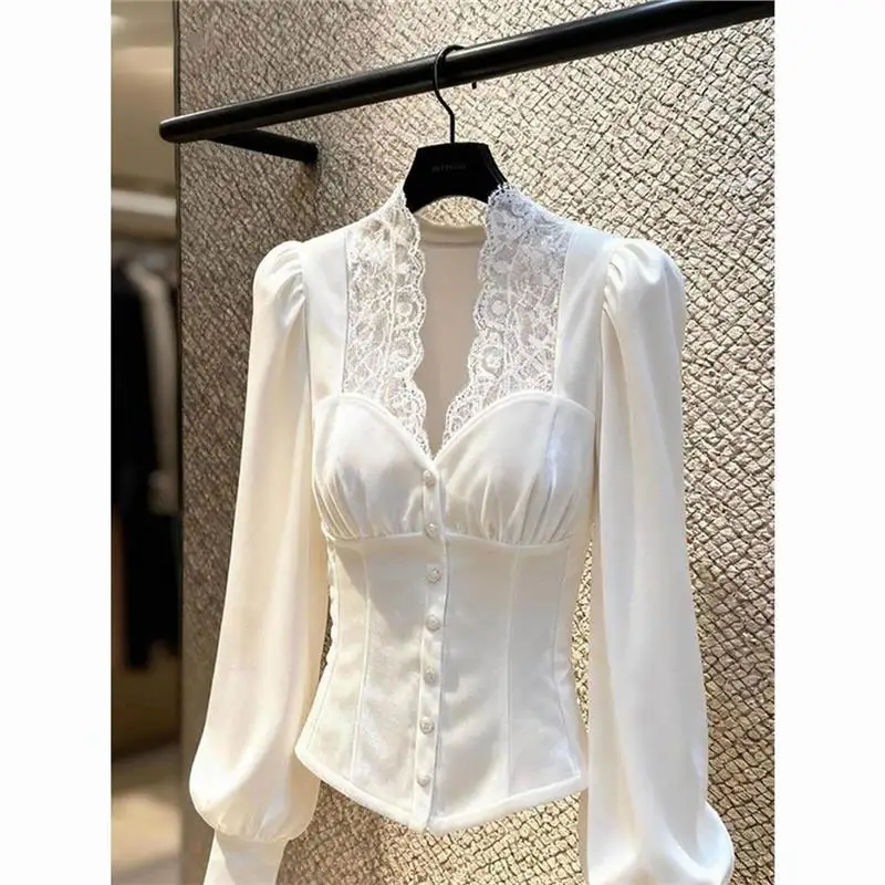 

Elegant Lace Long Sleeve Women's Shirt Slimming Top Fashionable Autumn New Style Youthful Korean Version Button Detail V-neck