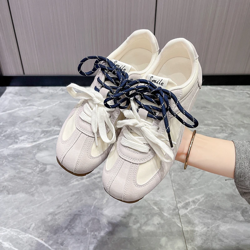 Women\'s Casual Sports Shoes Fall New Round Head Suede Splicing Front Lace-up Comfortable Flat Shoes