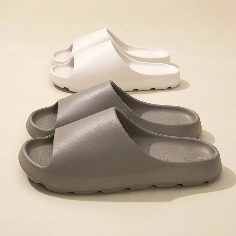 

Men's and Women's Slippers Boys' Summer Sandals with Non-Slip Thick Soles Girls' Sandals