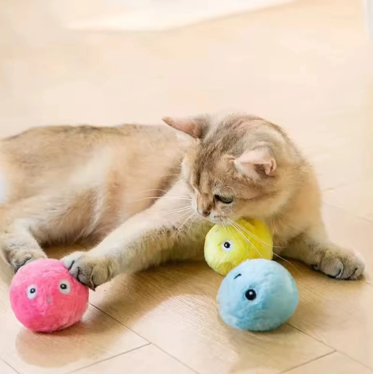 Interaktiver Ball, intelligentes Katzenspielzeug, Plüsch, elektrisches Katzenminze-Trainingsspielzeug, Kätzchen, Touch-Sounding, Haustierprodukt, Quietschspielzeugball
