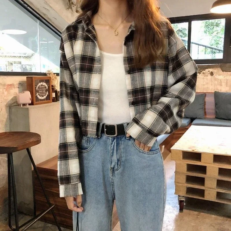 Women Cropped Shirts Plaid Preppy Style Loose Turn Down Collar Top Spring Korean Fashion Single Breasted Outwear Sunscreen Shirt