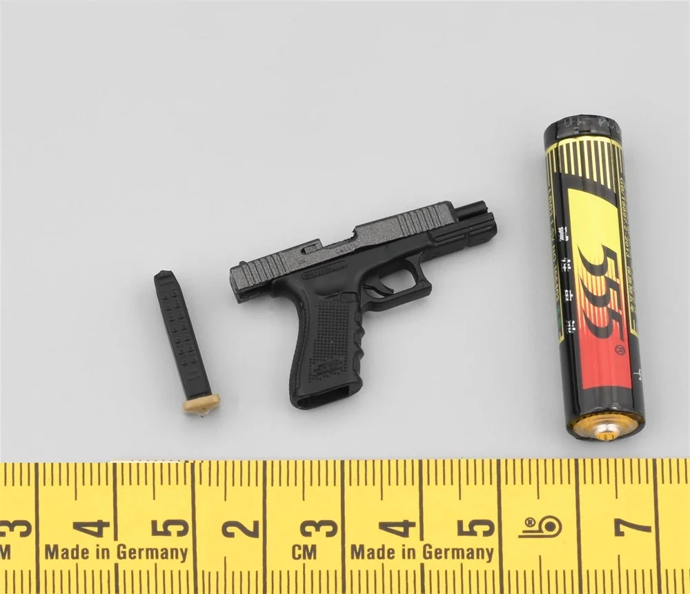 1/6 EASY&SIMPLE ES 26071R The Russian Man Soldier The Secondary Weapons G17 Clips Holster Bag PVC Material For 12" Doll Figure view 4