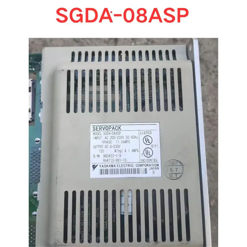 Used OEM disassembled parts SGDA-08ASP Servo driver Functional test OK
