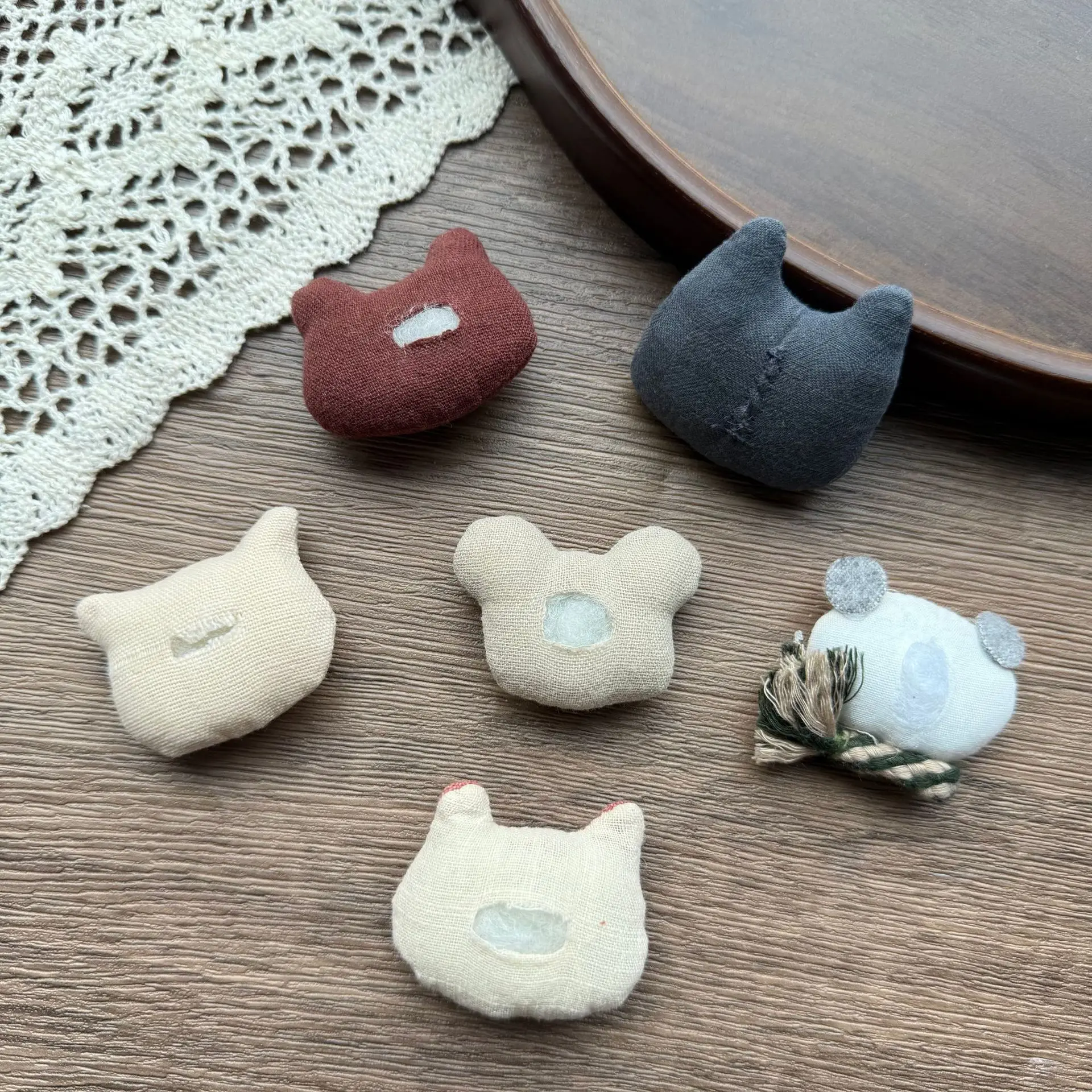 Fabric Teddy Bear Brooch Pin Forest Style Cute for Children Clothing Bag DIY Sewing Embellishment Premium Soft Handmade