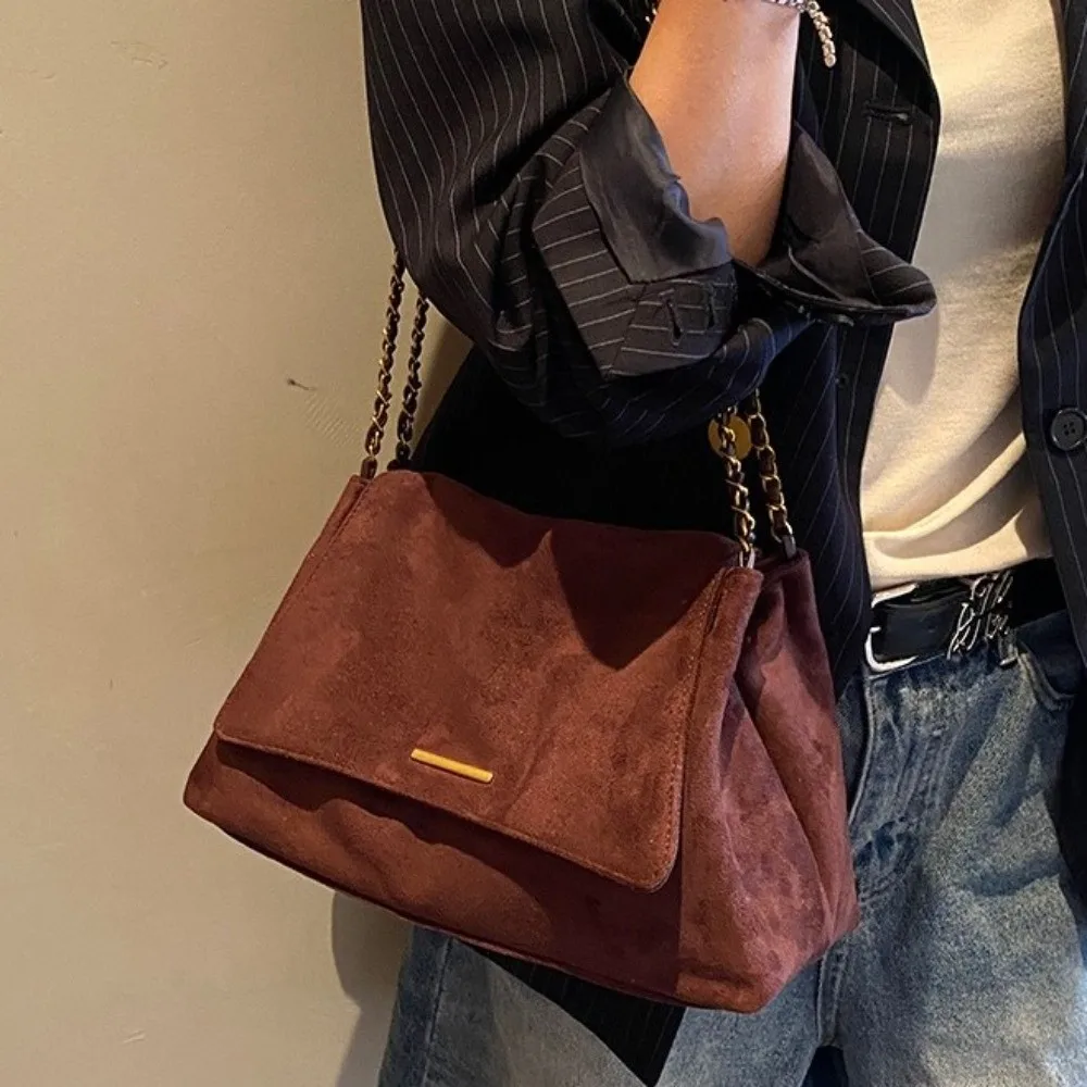 

New Suede One Shoulder Tote Bag Large Capacity Casual Spacious Shoulder Bag Solid Buckle Elegant Underarm Bag Autumn Winter