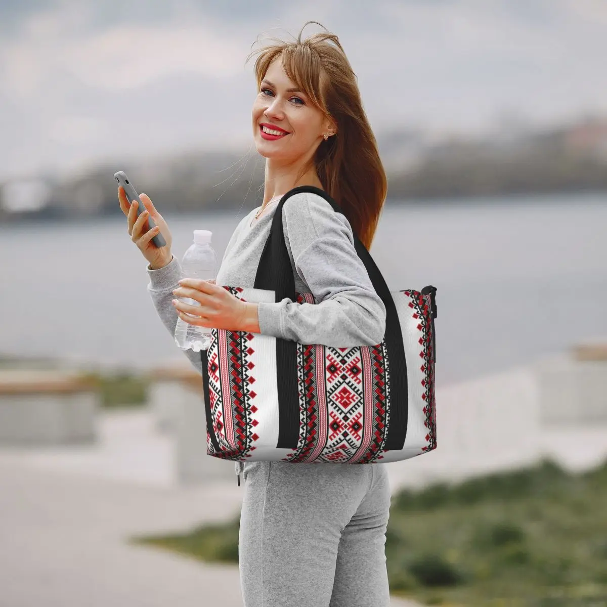 Bolso grande personalizado con bordado Vyshyvanka de Ucrania para mujer, bolso de viaje bohemio geométrico para hombro, bolso de viaje para gimnasio y playa