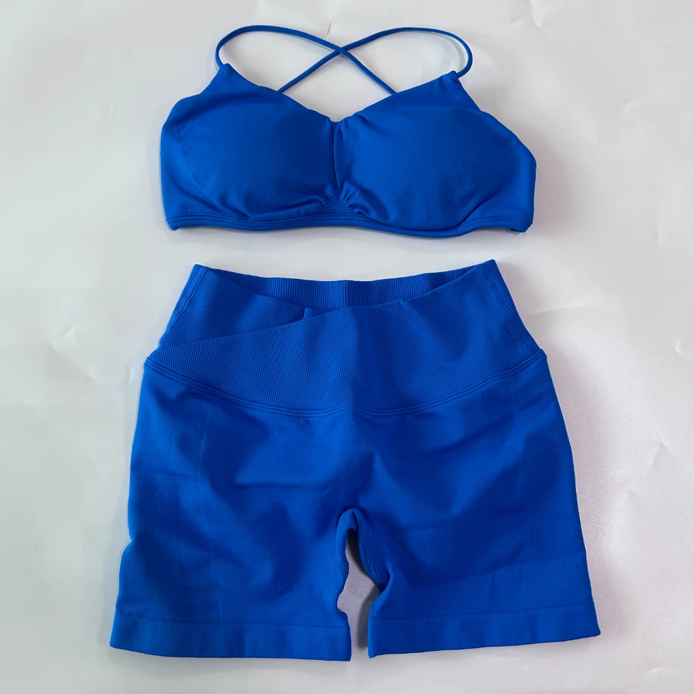 Pericic Gym-Set für Damen: Sporttop, High-Waist-Shorts mit Raffung, nahtlos, Fitness-BH, Sportanzug, Workout-Set, Sportbekleidung, 2-teiliges Set – Detail 11