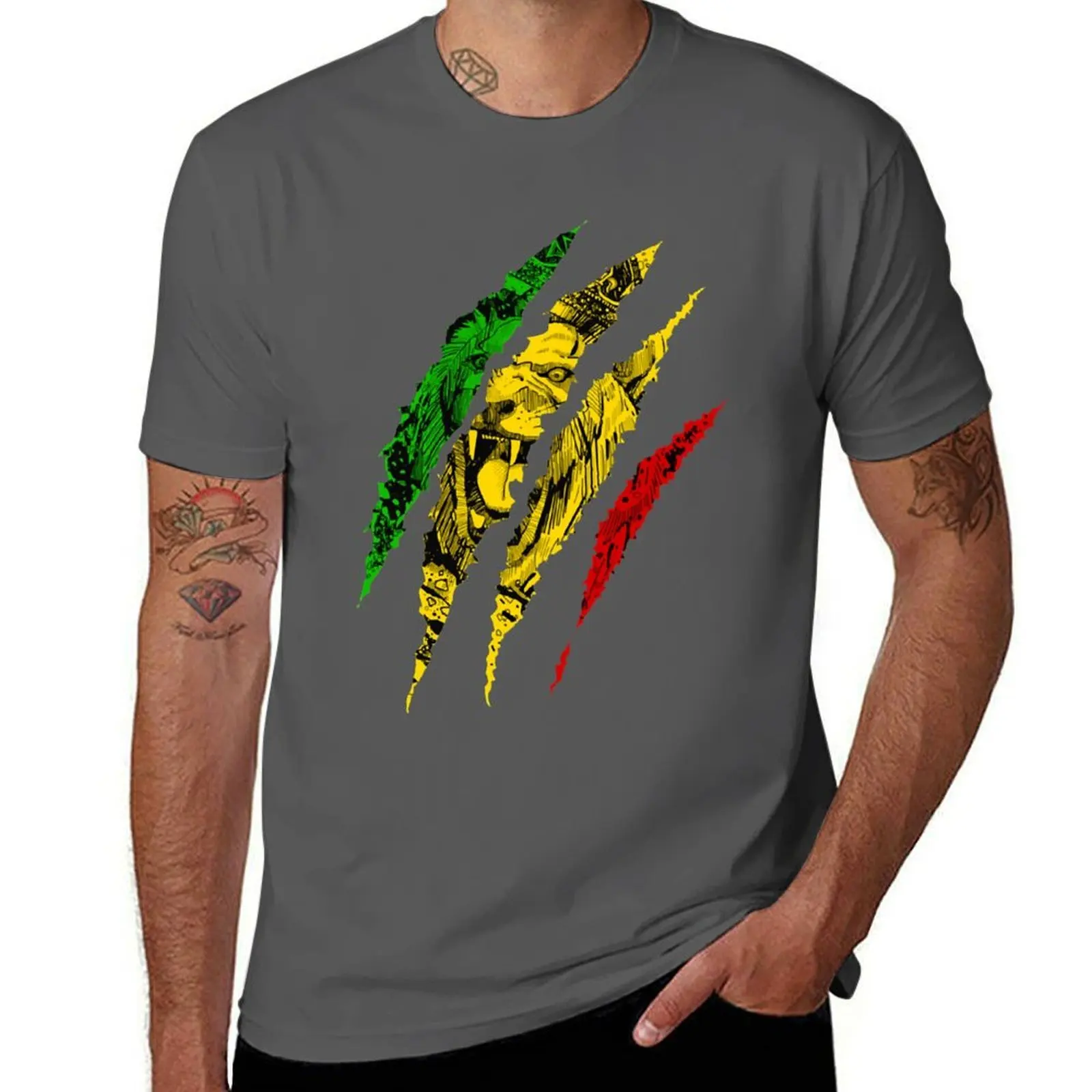 

Vintage Style Arts Warrior Lion Of Funny Men Judah King Rasta Awesome Music T-Shirt UV Protection Outdoor Tee Shirt
