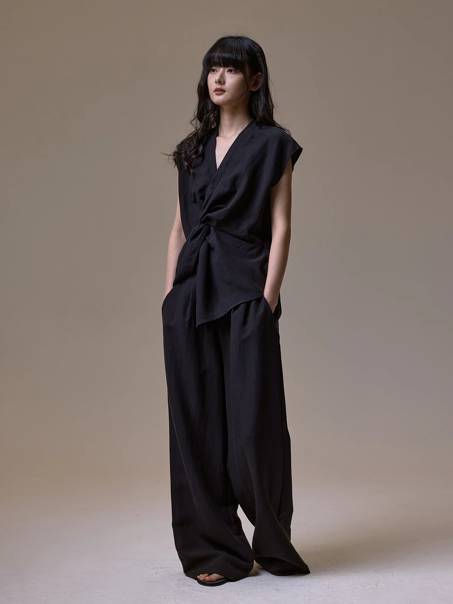 

INOUTHRQ2026 Casual V-neck Knot Pure Color Sleeveless Asymmetrical Two-piece Set Women's Fashion Summer Loose Fit Outfit