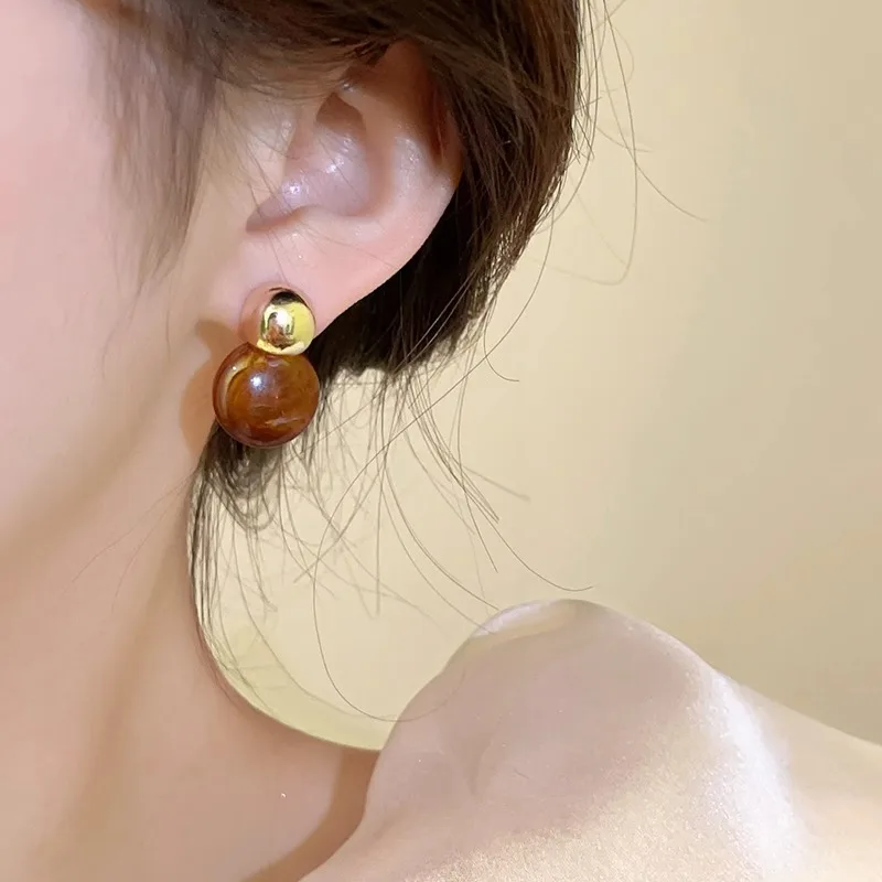 تقليد العنبر اللون الاكريليك الخرزة إسقاط أقراط للنساء الذهبي جولة استرخى أقراط الهندسة العصرية مجوهرات الحفلات