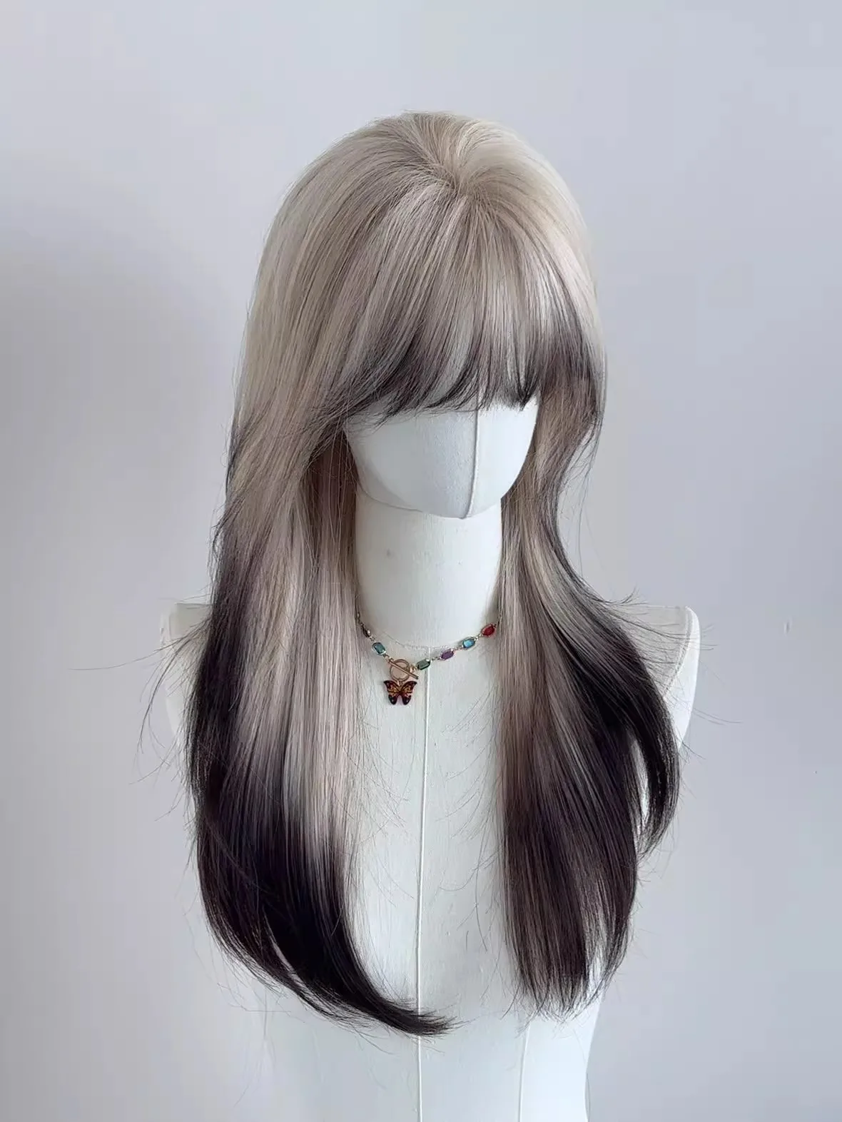 Synthetic Long Straight Ombre Golden Black Wig with Bangs Fluffy Women Lolita Cosplay Heat Resistant Wig for Daily Party