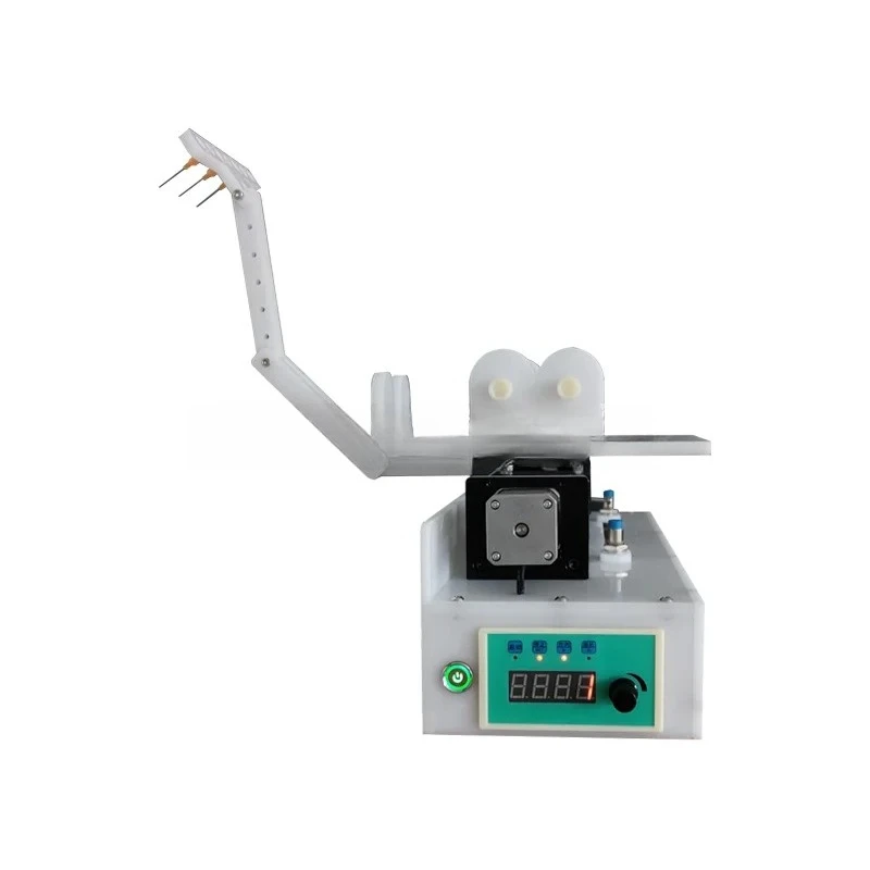 Uniform preparation of nanofiber membrane by electrospinning machine with reciprocating movement of electrospinning nozzle