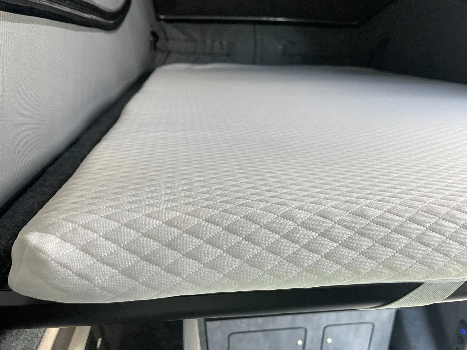 Campervan Motorhome Pop Top Roof Bed Mattress Memory Foam Topper, Zipped Quilted Cover for Elevating Roofs, Portable Comfort