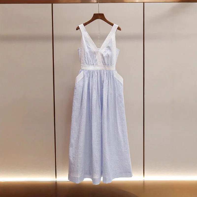 

High-end Women's Clothing Summer New French Age-reducing Temperament Commuter Waist V-neck Long Suspender Dress Fresh and Sweet