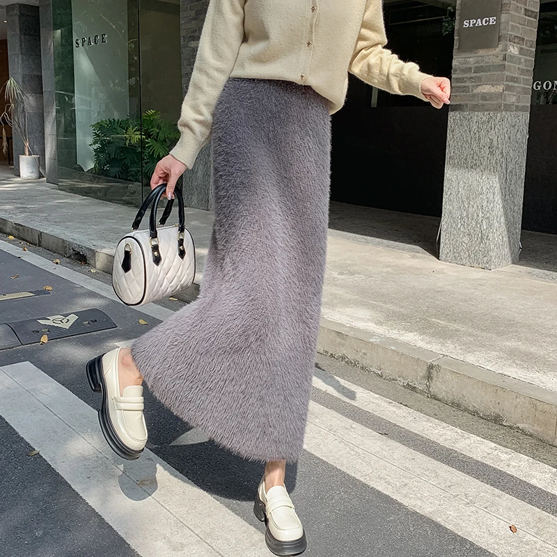 

2024 New Autumn Winter Women Warm High Waist Slim Long Skirt High Quality Korean Fashion Soft Imitation Mink Fur Knitted Skirt