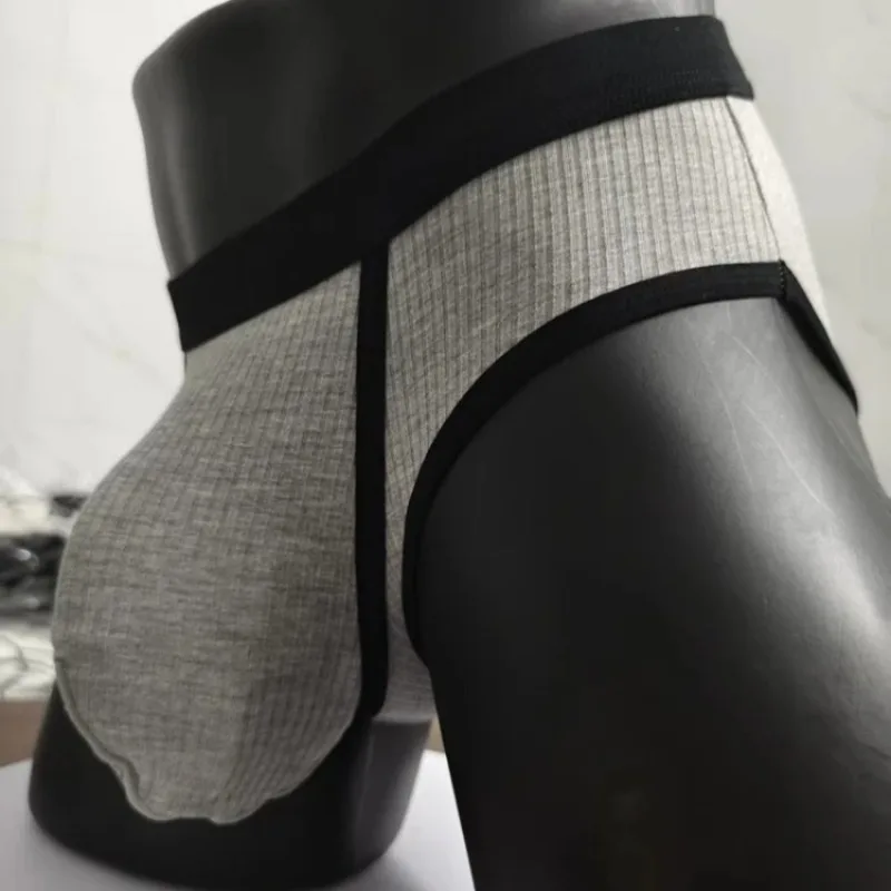 

Men's Briefs with Large Pockets Are Very Sexy. Large-space Sports Underwear for Men