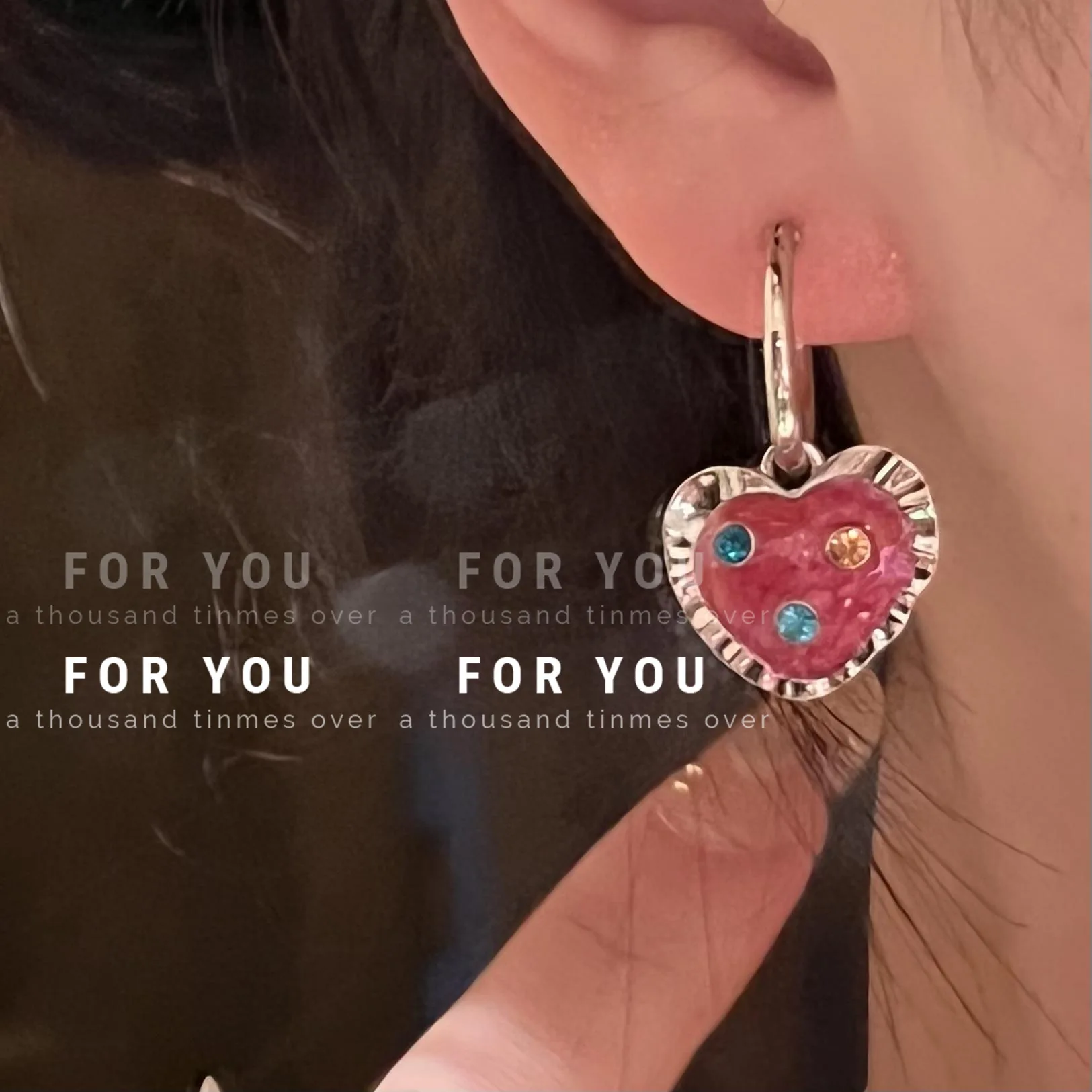 

Bump color pink heart inlaid diamond design sense earring niche design sweet and lovely personality earring Free shipping