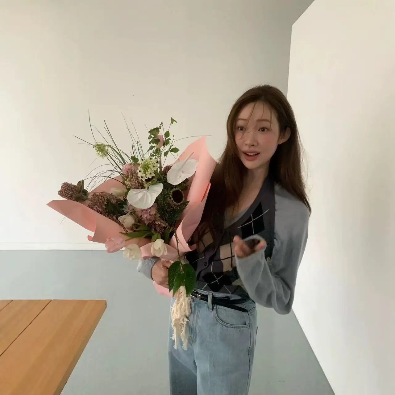 

Вязаный топ с V-образным вырезом и длинными рукавами Dongda Gate, женская шерстяная модная повседневная одежда, сезон весна-осень