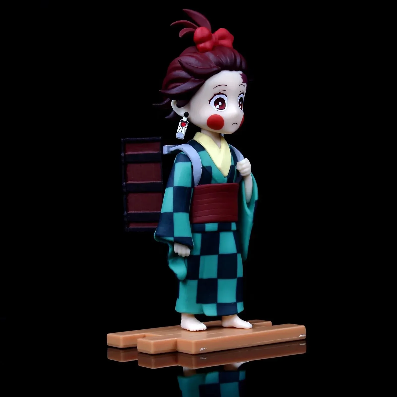 Anime Kimetsu No Yaiba Figurines Demon Slayer Action Figures Cute Pvc Model Kits Toys Kawaii Desktop Ornaments Children Gifts