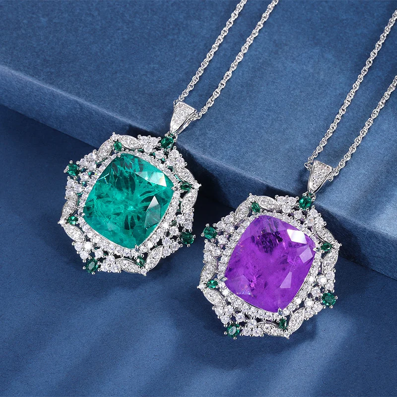 genuine Luxury brand real jewels Copper bottom gilded fashion simulation emerald violet luxury inlaid square 20 * 23 pendant nec