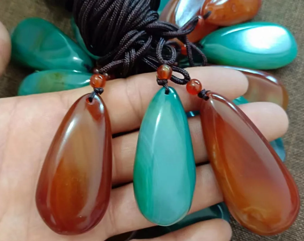 

Agate drop pendant versatile model for mother to send rope