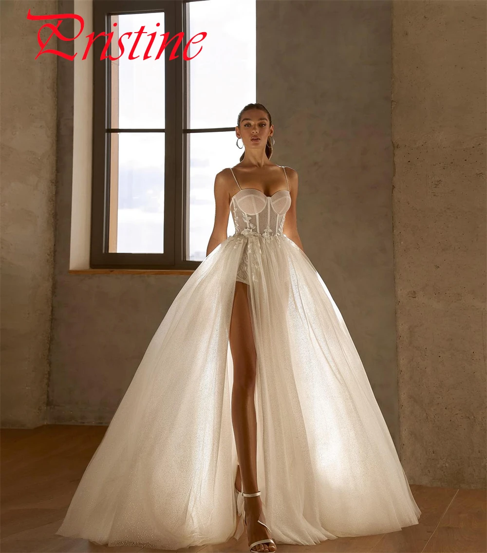 فستان زفاف أورجانزا أبيض مخصص أنيق بدون حمالات أشرطة سباغيتي لحفلات الزفاف كلاسيكي بسحاب خلفي فيستدو دي نوفيا