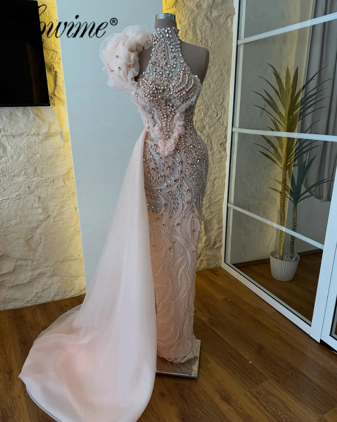 

Голые розовые длинные платья для выпускного вечера по индивидуальному заказу 2026 Блестящие кристаллы и жемчуг Вечерние платья из бисера Вечерние платья с высоким воротом для свадебной вечеринки Vestidos