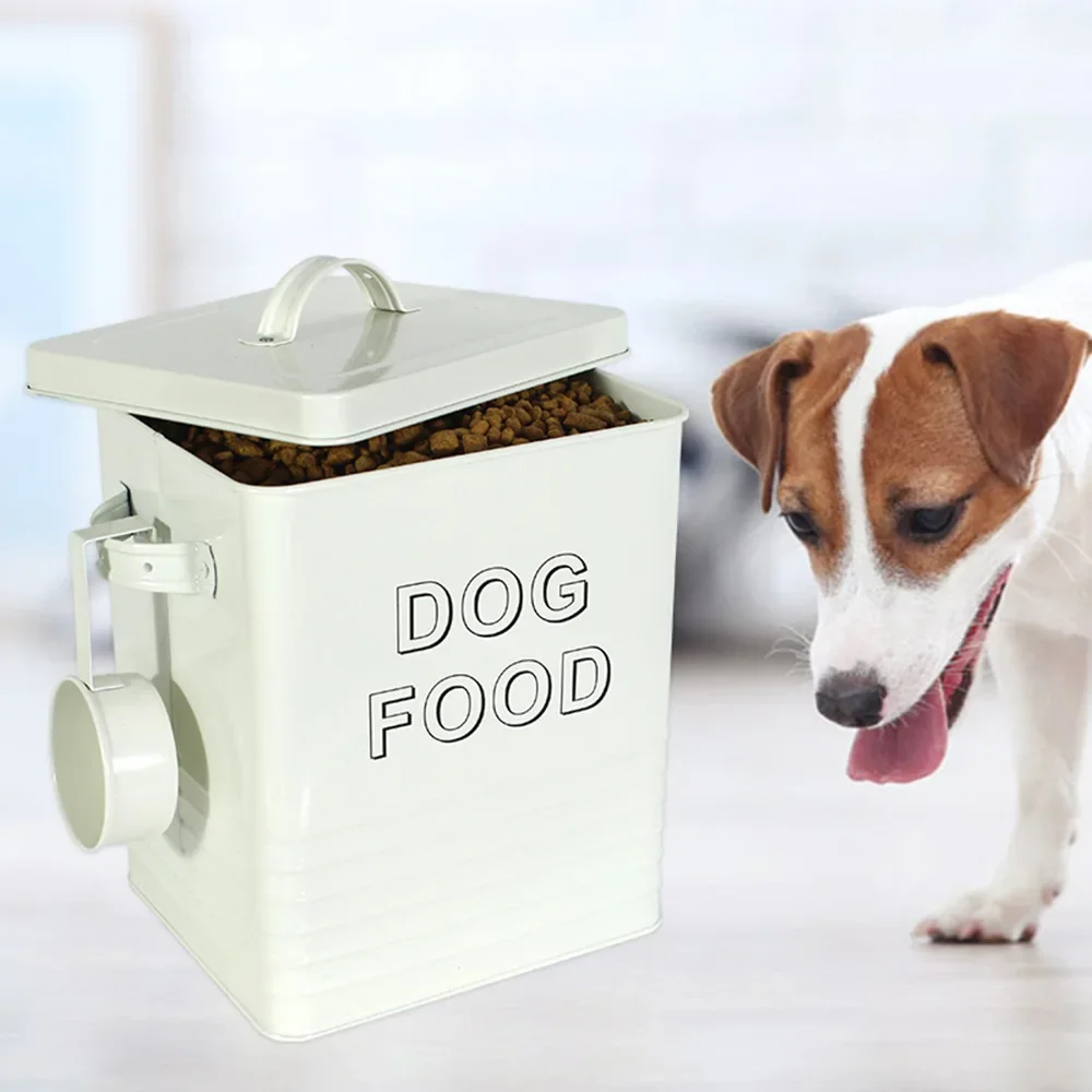 Cubo de comida para perros sellado, cubo de almacenamiento de granos de hierro, tanque sellado, cubo de comida para mascotas a prueba de humedad con cuchara