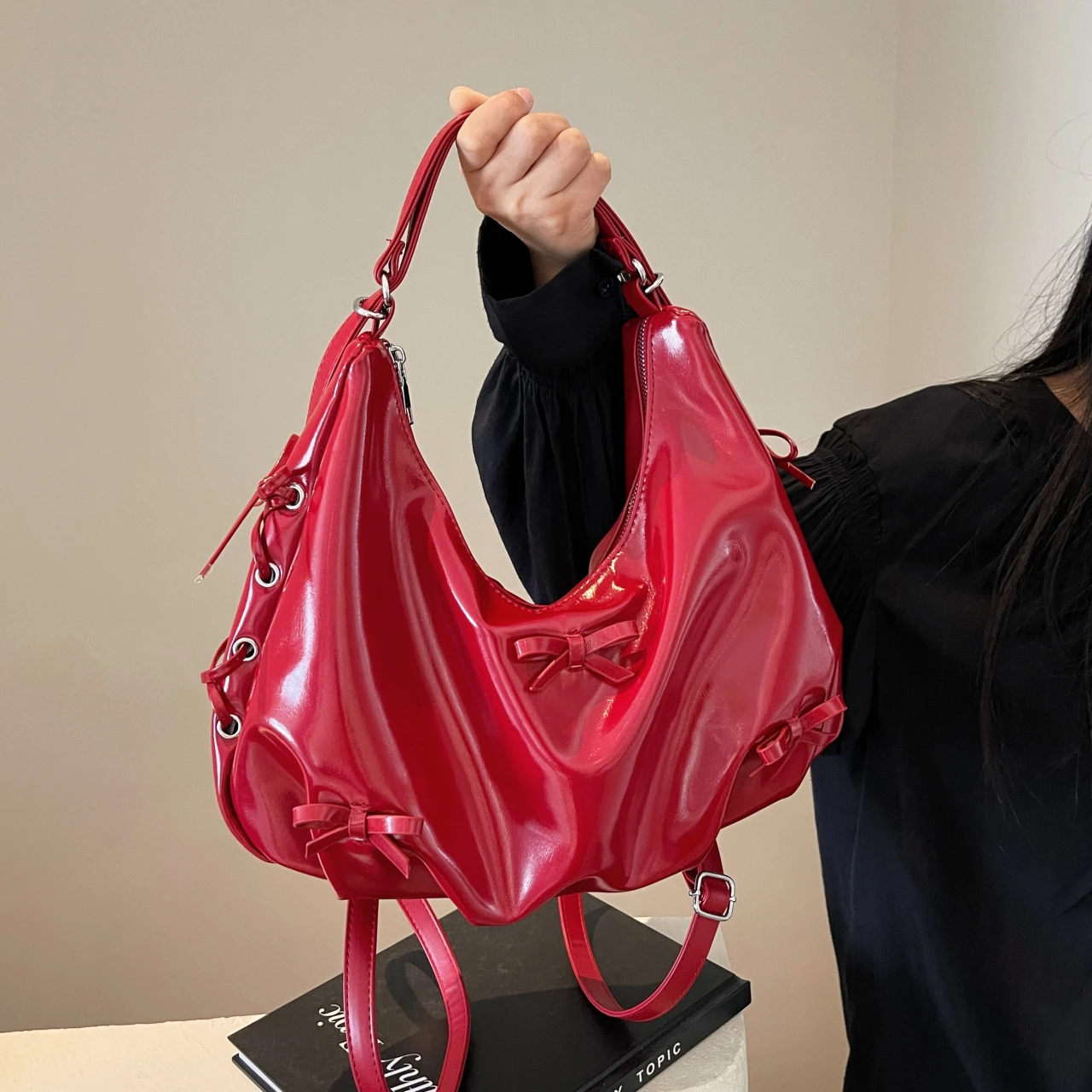 Sweet Shiny Shoulder Bags For Women Cute Lady PU Leather Handbags Decorated with bows Designer Female Bags Classic Packages