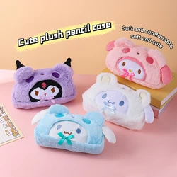 Sanrio-estuche de felpa para lápices, bolsa de gran capacidad para bolígrafos, Hello Kitty, Kuromi Melody, bolsa de almacenamiento de papelería, suministros escolares