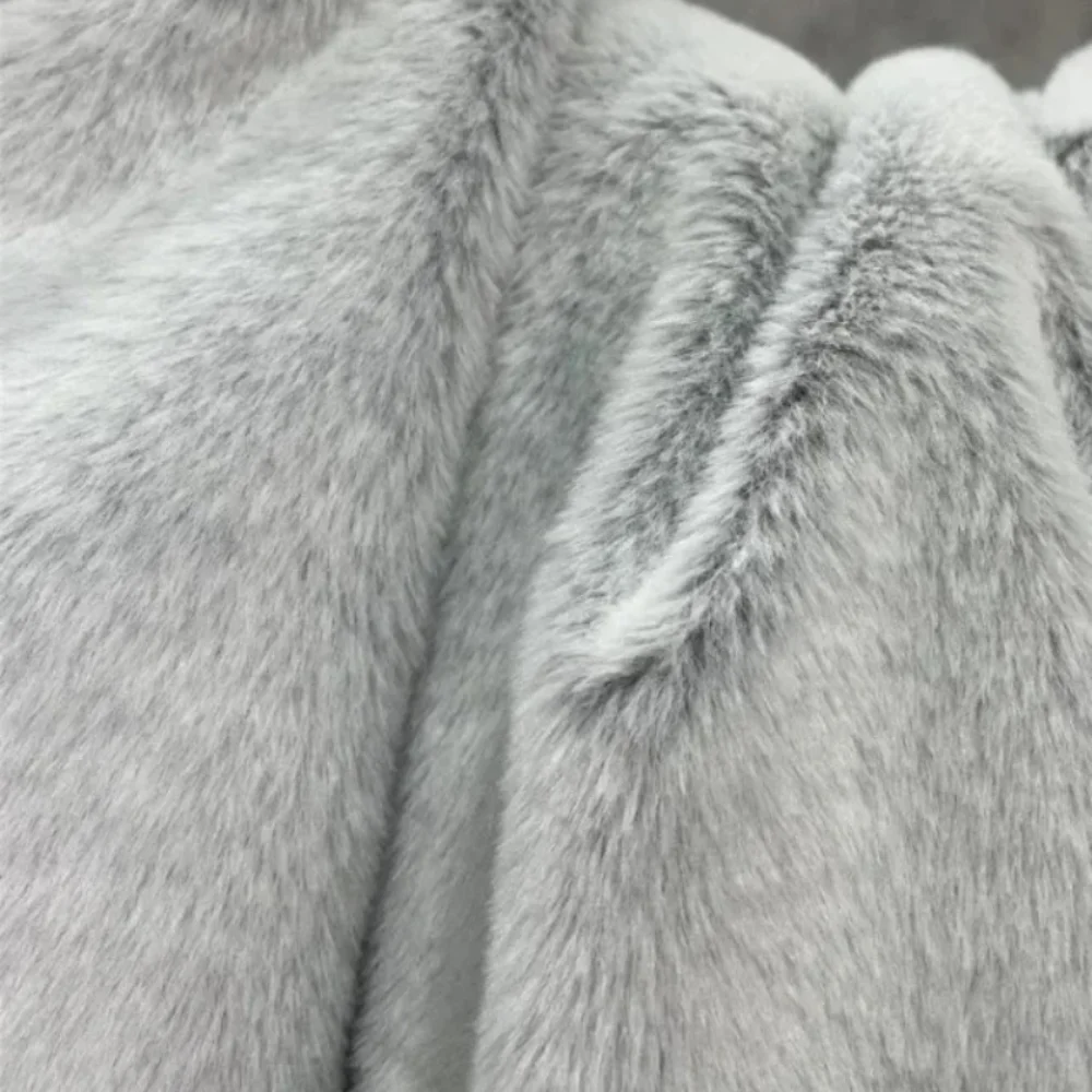 

Short Plush Fabric Imitation Rabbit Hair Gray White Scarf Photo Display Decorative Fur Cloth Diy Apparel Sewing Meters Material