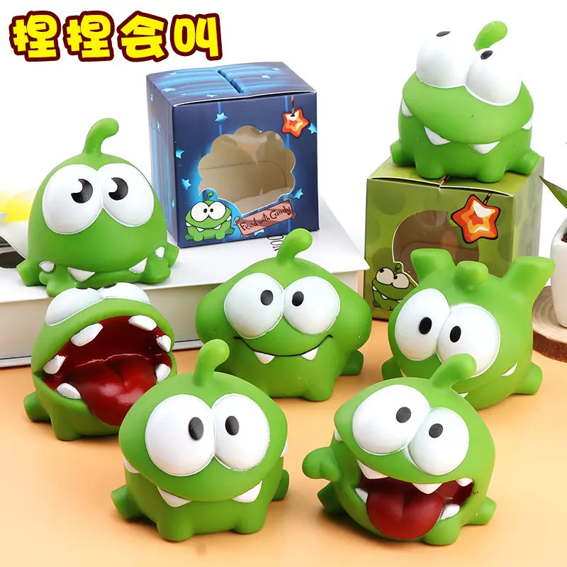 Green bean frog cutting rope frog pinching cartoon doll furniture decorations plastic cartoon decorative toys