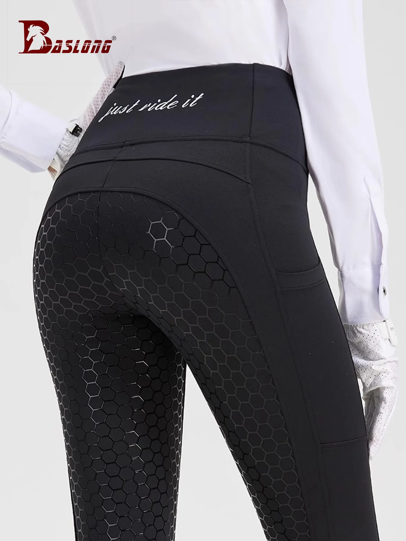 : Roupas femininas tradicionais