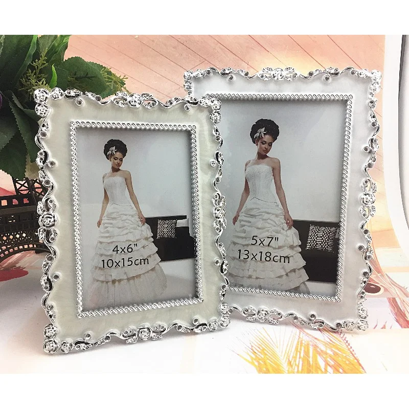 

European Retro Simple Wedding Photo Frame High-Grade Resin Wedding Photo Stand Epoxy Photo Frame