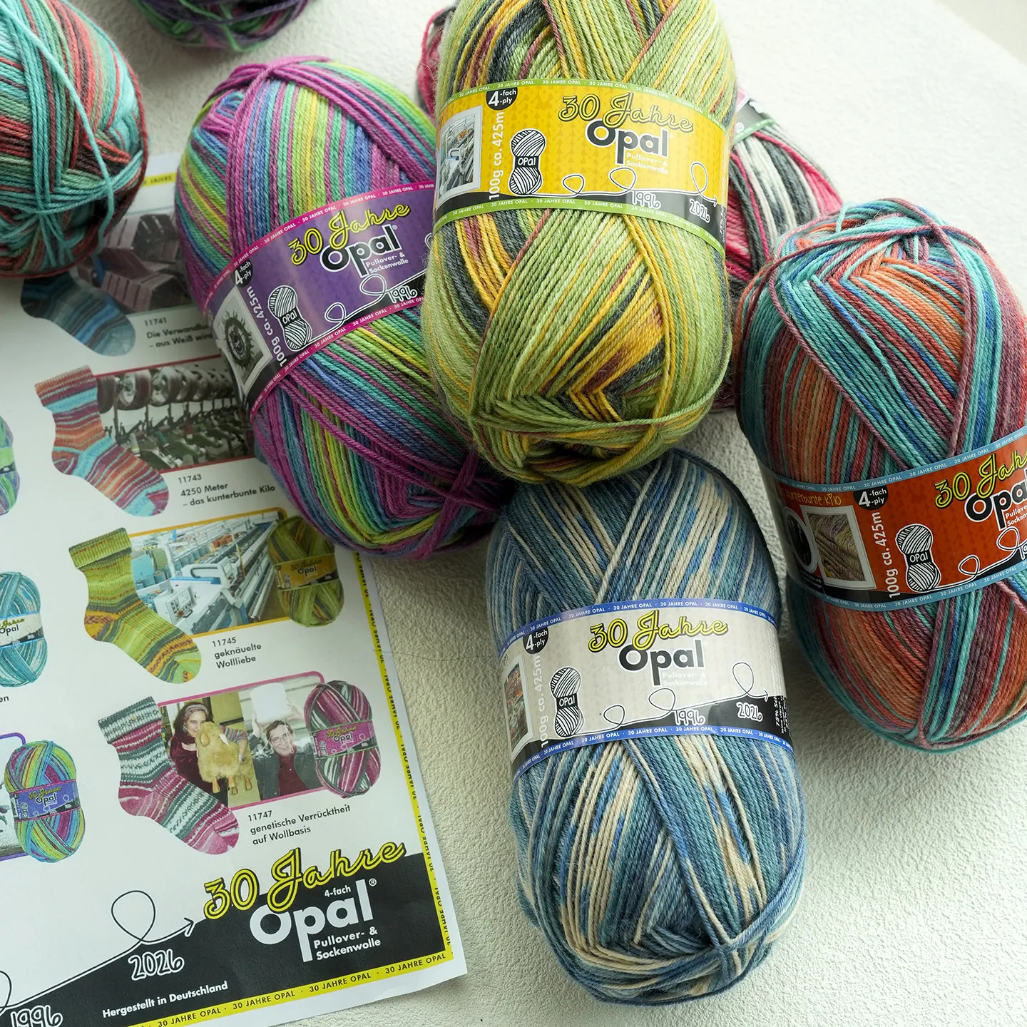 opal-30th-anniversary-wool-yarn-scarf-sausage-segmented-dyeing-knitted-socks-hand-crocheted-hat-doll-gloves-scarf