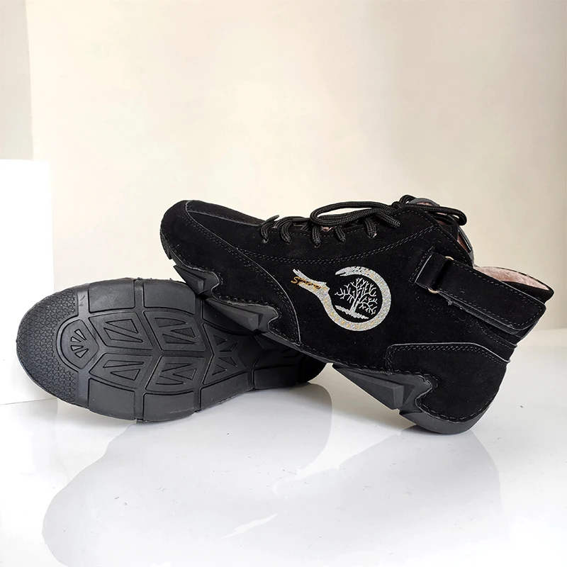 Men's Casual Sports Shoes Leather 2024 New Anti Slip Men's High Top Shoes Short Boots Comfortable Winter Cotton Warm Snow Boots